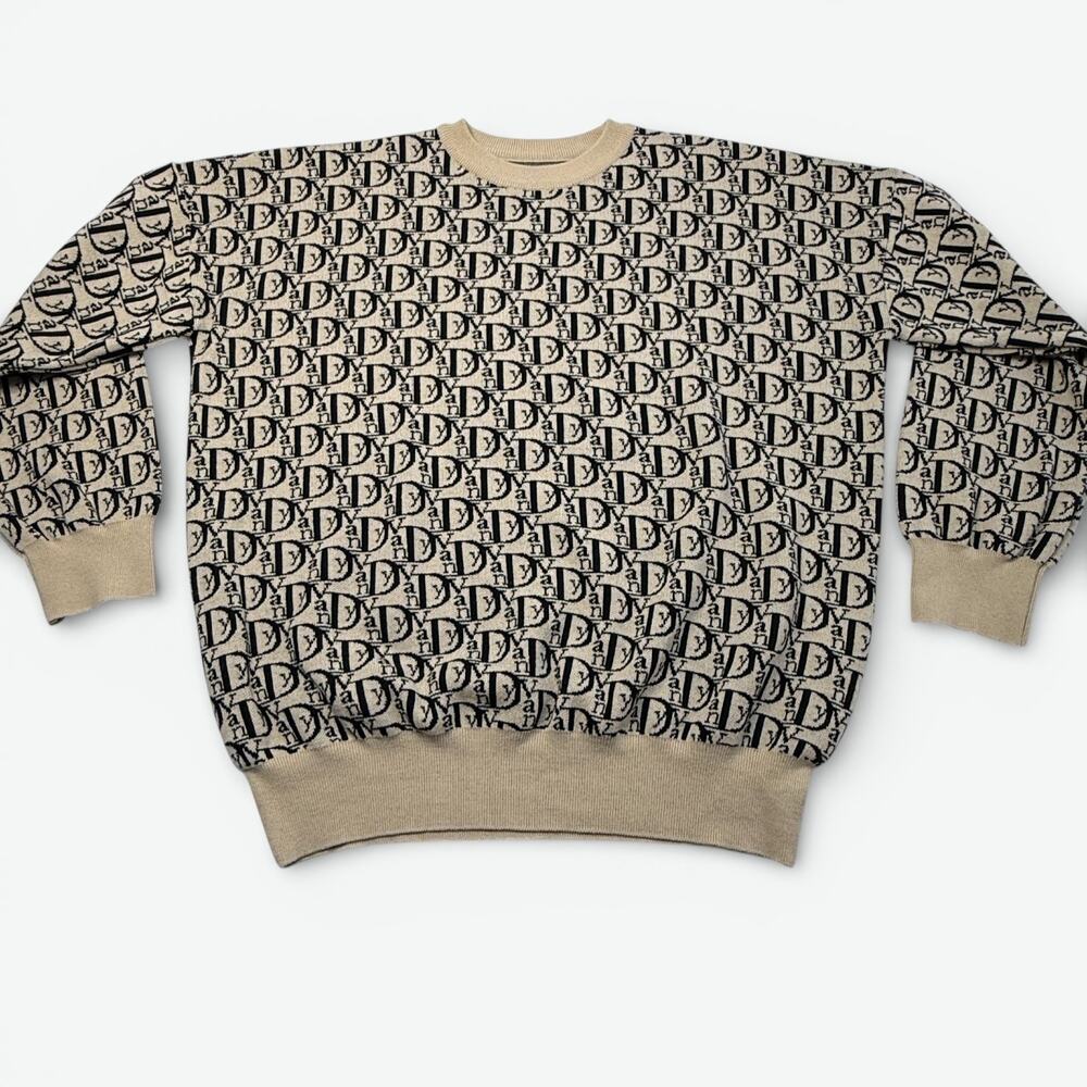 VANDYTHEPINK Monogram Knit Sweater Size Large All Over Logo Pattern Tan Black